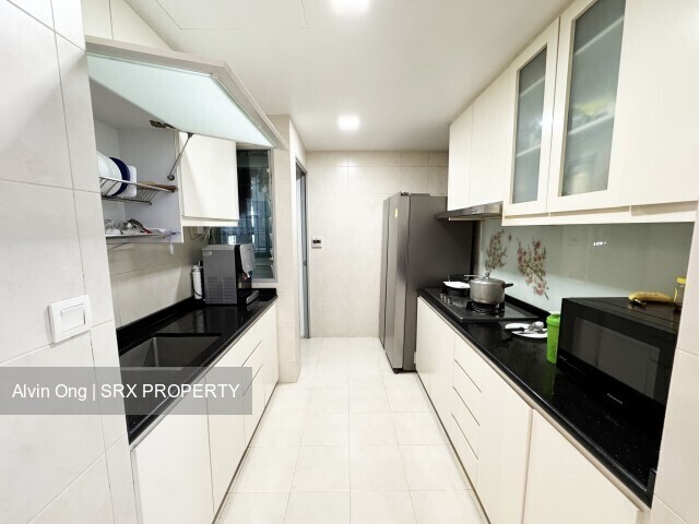 Whitewater (D18), Condominium #547379531